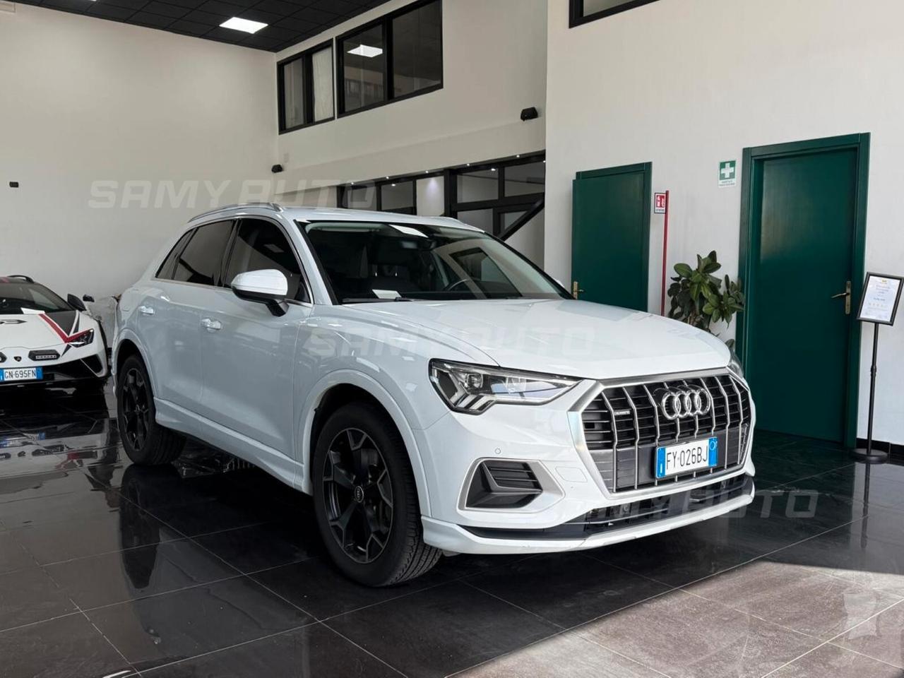 Audi Q3 40 TDI quattro S tronic Business Advanced