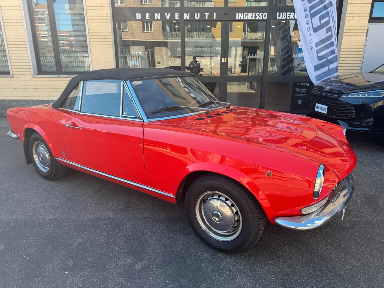 Fiat 124 Spider