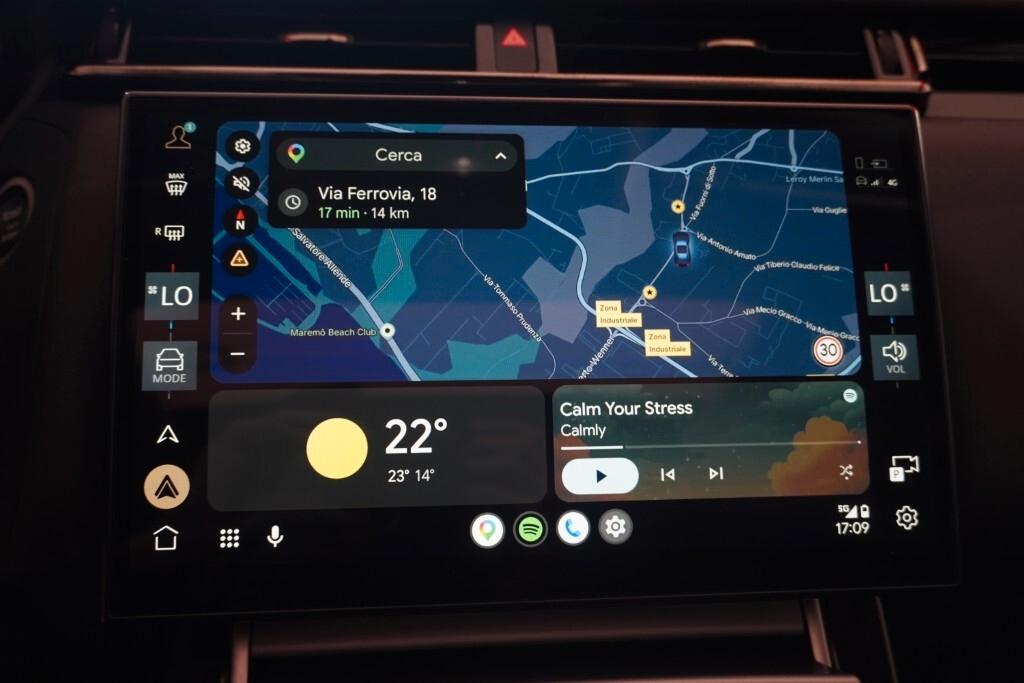 LAND ROVER RANGE ROVER VELAR 2.0D I4 204CV AUTO AWD S ( FARI LED - COCKPIT - TETTO PANORAMICO APR. - PELLE - ADAPTIVE CRUISE - NAVI - MIRROR - PDC - TELECAMERA POST. - CERCHI 19 )