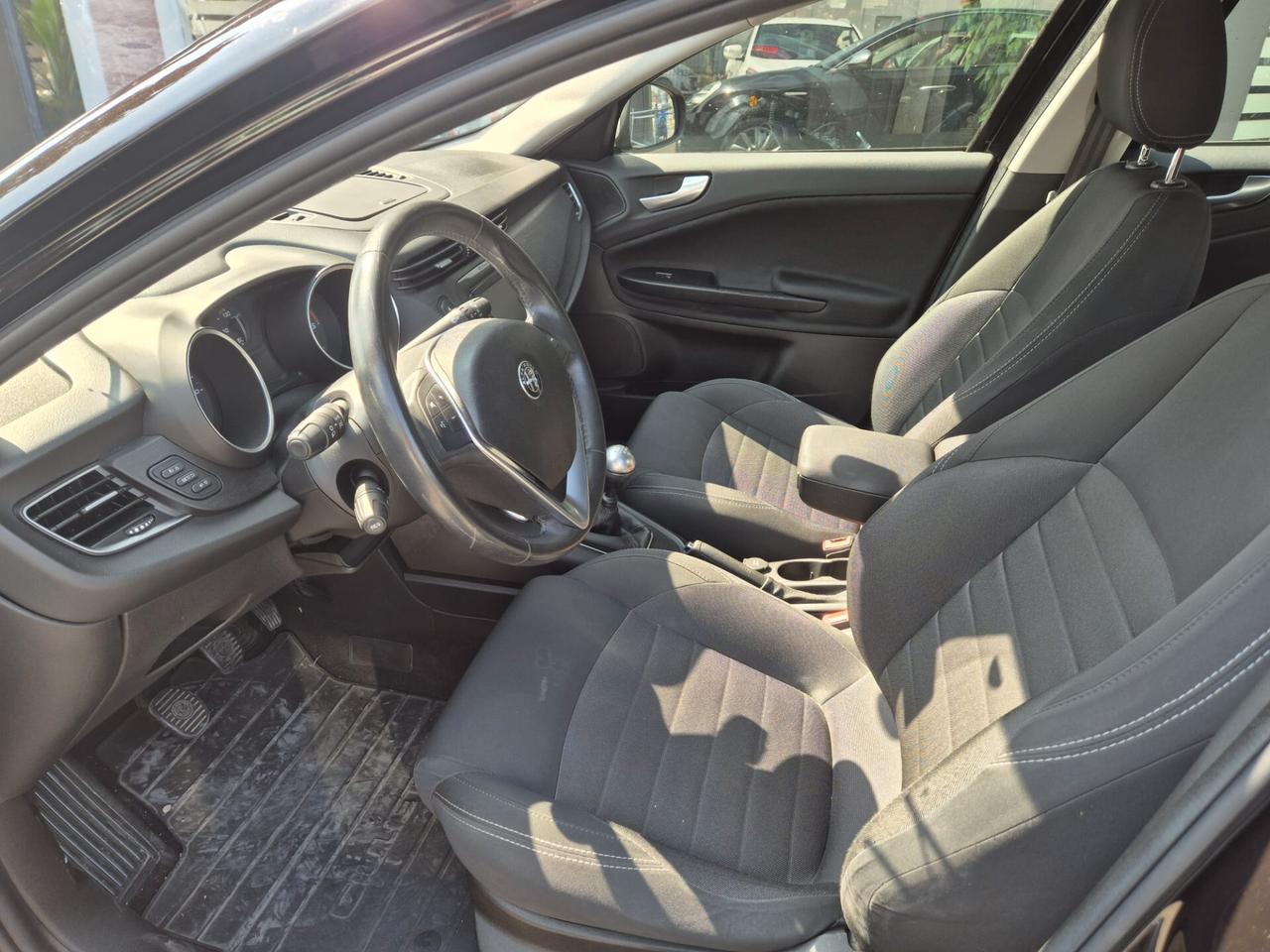 AR Giulietta 1.6 JTDm Super E6B--OK Neopat.!!!
