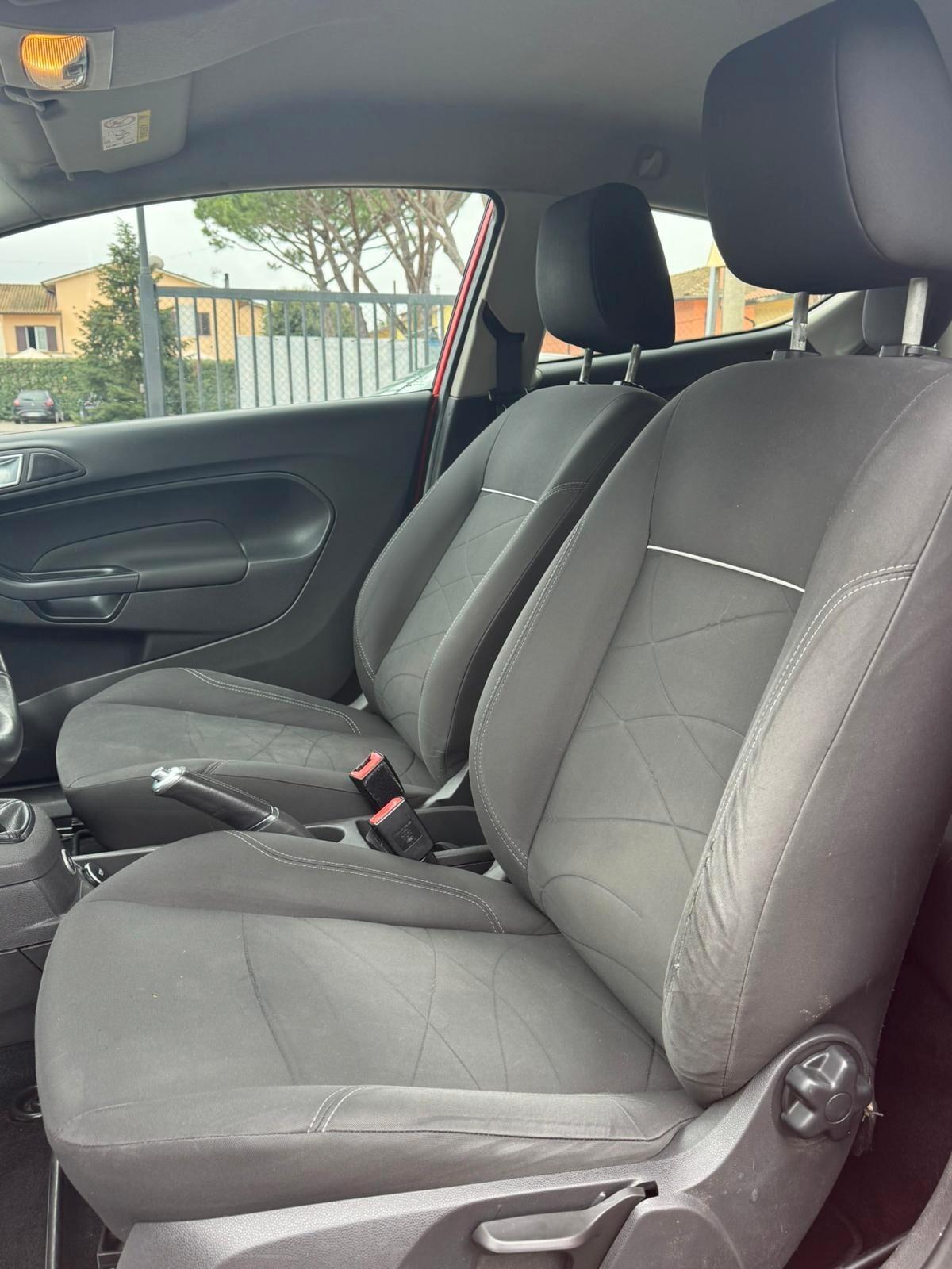 Ford Fiesta 1.4 3 porte Bz.- GPL Black & White Edition GPL CASA MADRE