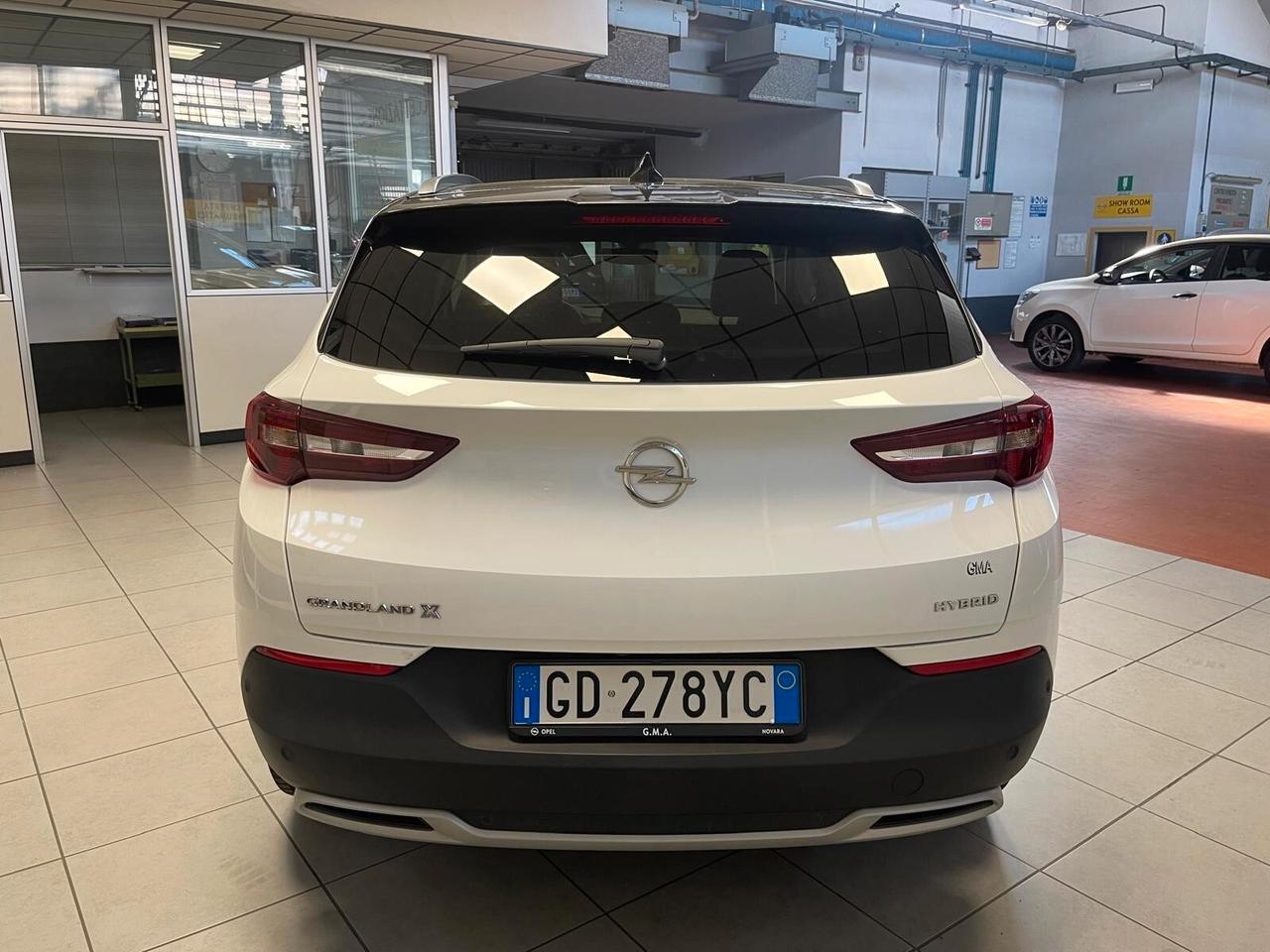 Opel Grandland 1.6 Hybrid Plug-in aut. FWD Elegance