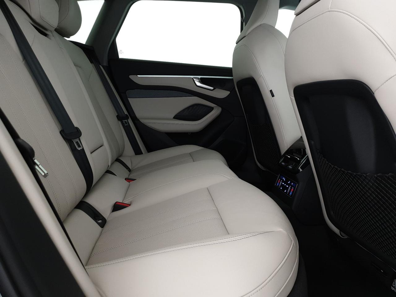 Avant 3.0TFSI 367CV quattro Stronic S line Edition