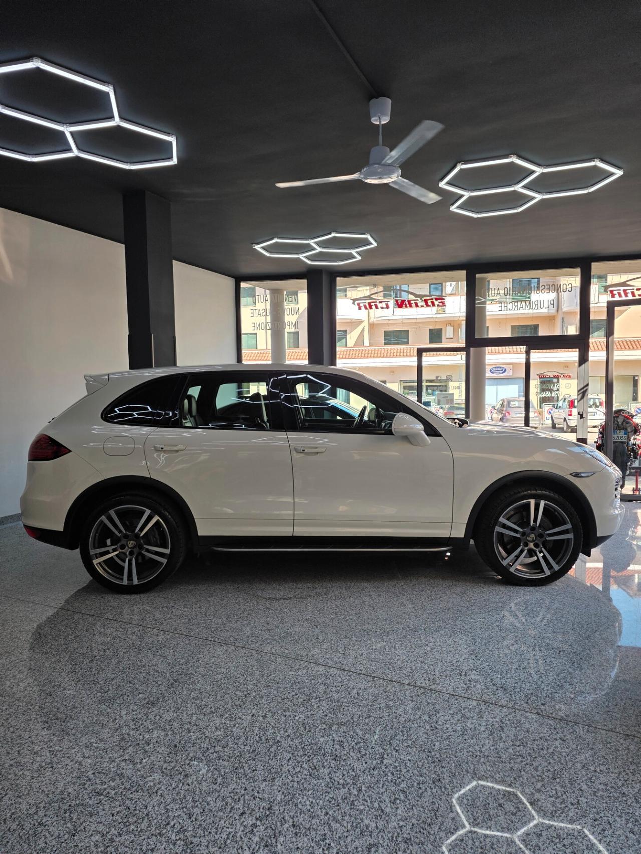 Porsche Cayenne 3.0 Diesel TAGLIANDI CERTIFICATI