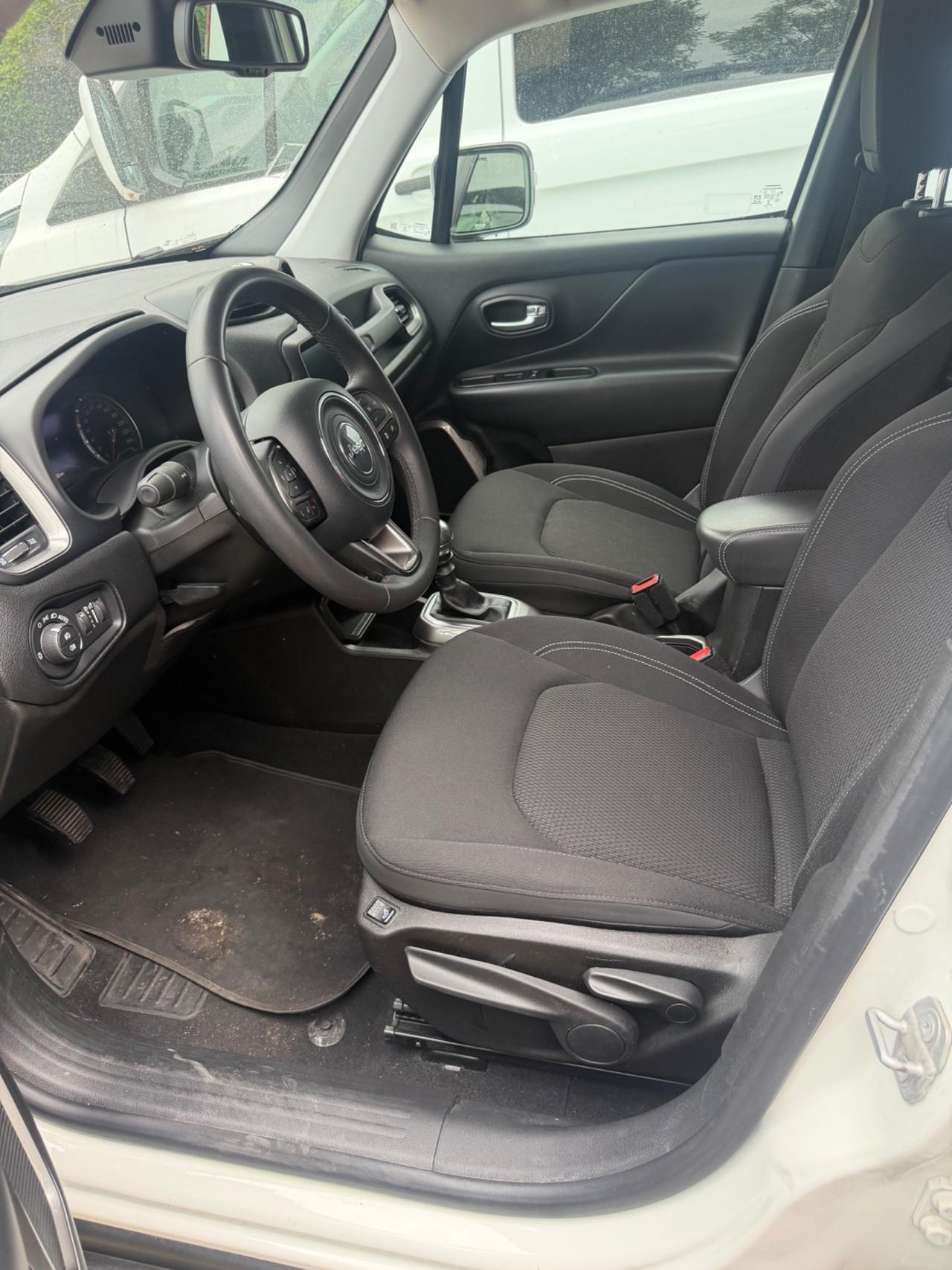 Jeep Renegade 1.6 diesel 130cv limited Navi Pdc
