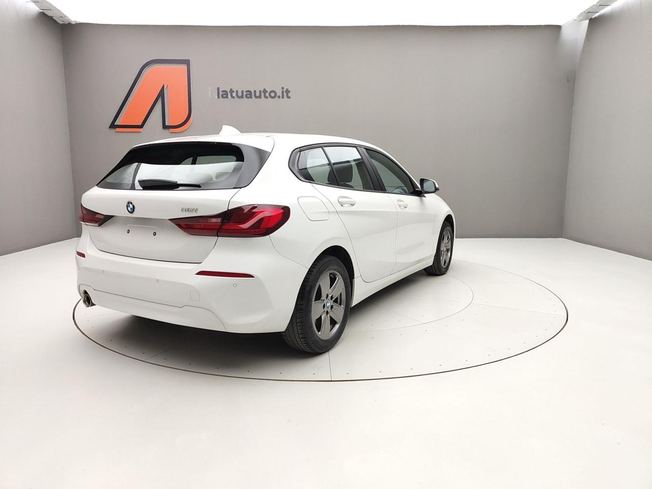 BMW Serie 1 F40 1.5 136CV ADVANTAGE BUSINESS AUTO