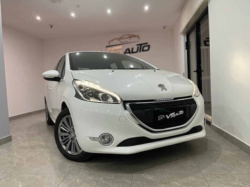 Peugeot 208 BlueHDi 75 5 porte Allure