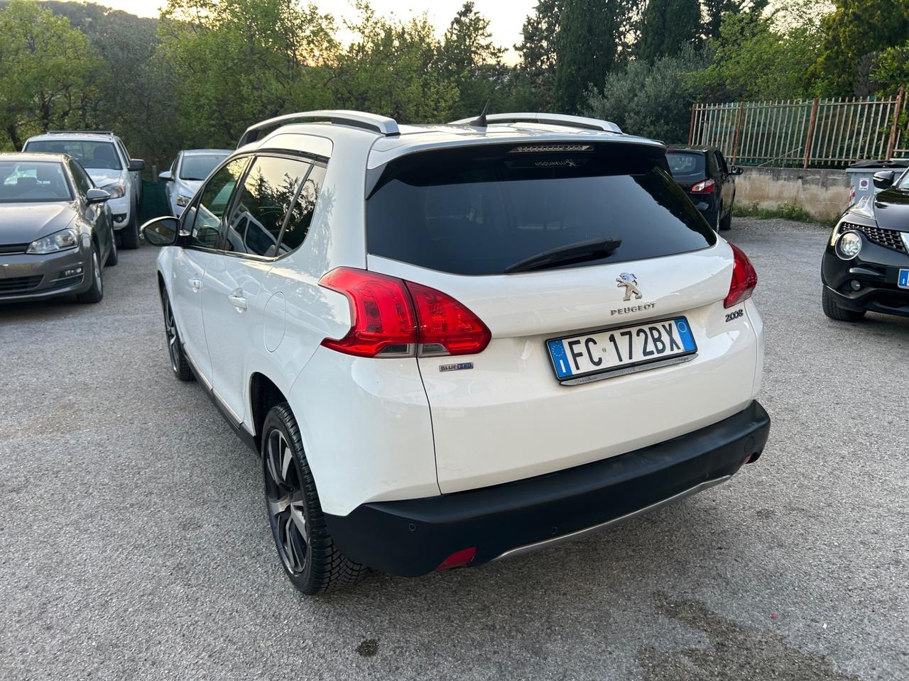 Peugeot 2008 BlueHDi 120 S&S Black Matt
