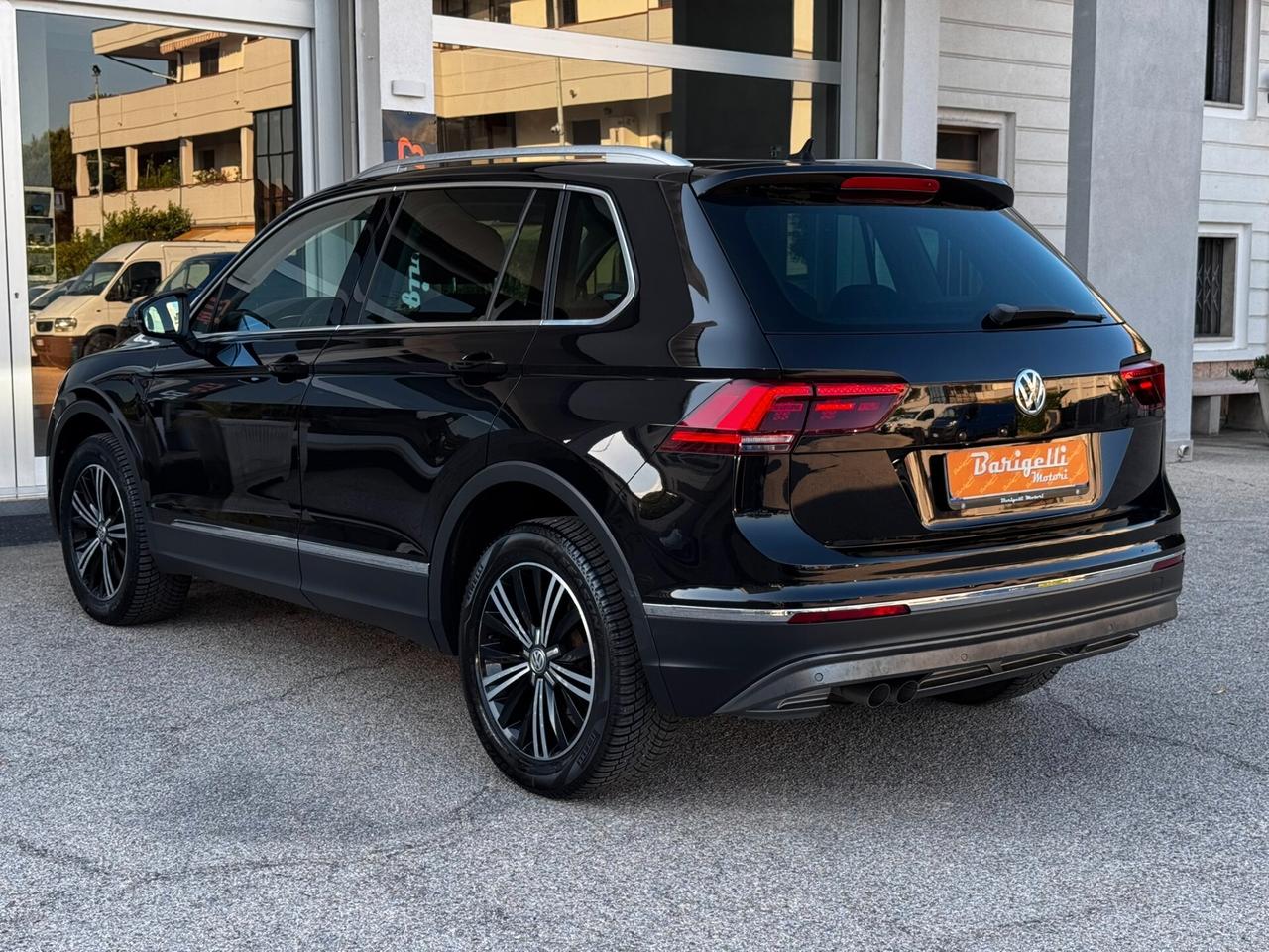 Volkswagen Tiguan 2.0 TDI SCR DSG 4MOTION Executive BMT