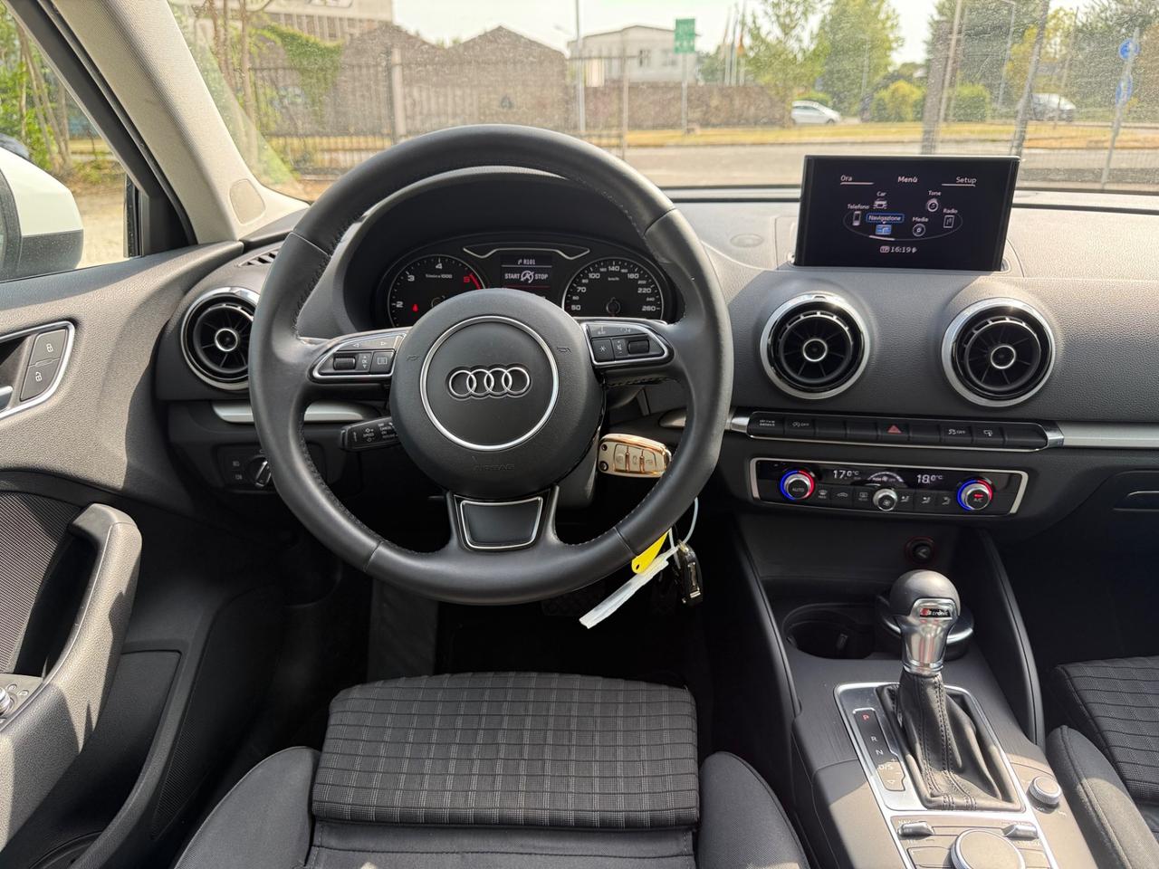 Audi A3 Sportback 2.0 tdi Ambition s-tronic