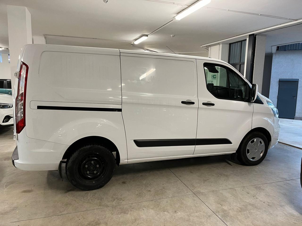 Ford Transit Custom Transit Custom 320 2.0 TDCi PC Furgone Trend