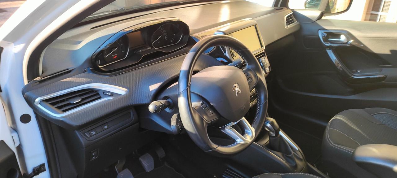 Peugeot 208 BlueHDi 100 S&S 5 porte Allure