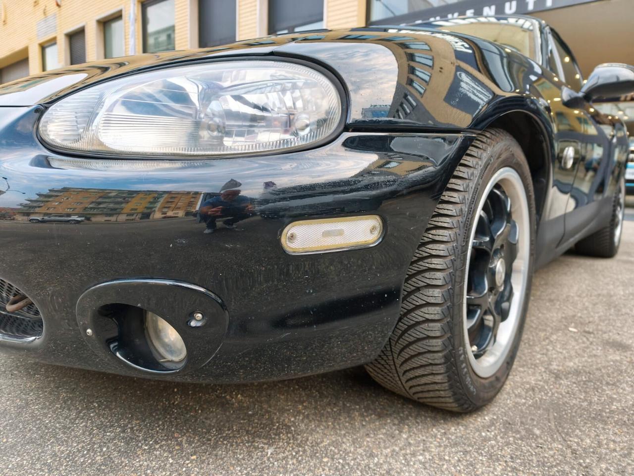 Mazda MX-5 1.6i 16V NB
