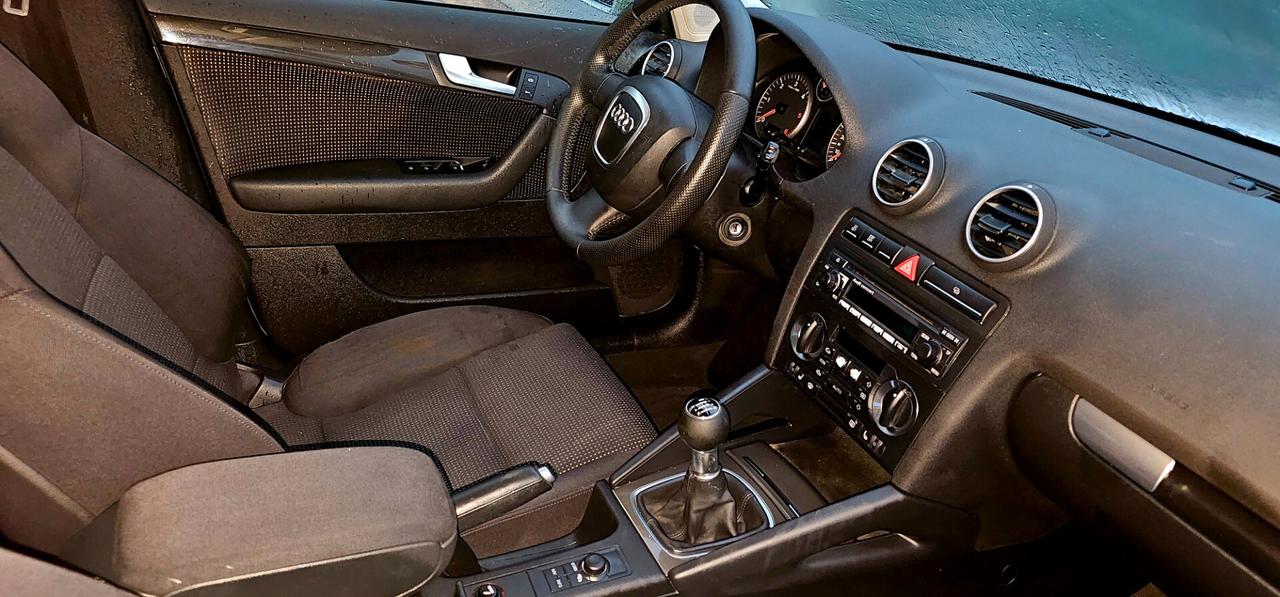 Audi A3 2.0 16V TDI Ambiente