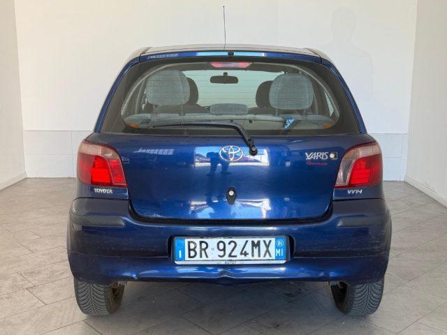 TOYOTA Yaris 1.0i 16V cat 5 porte
