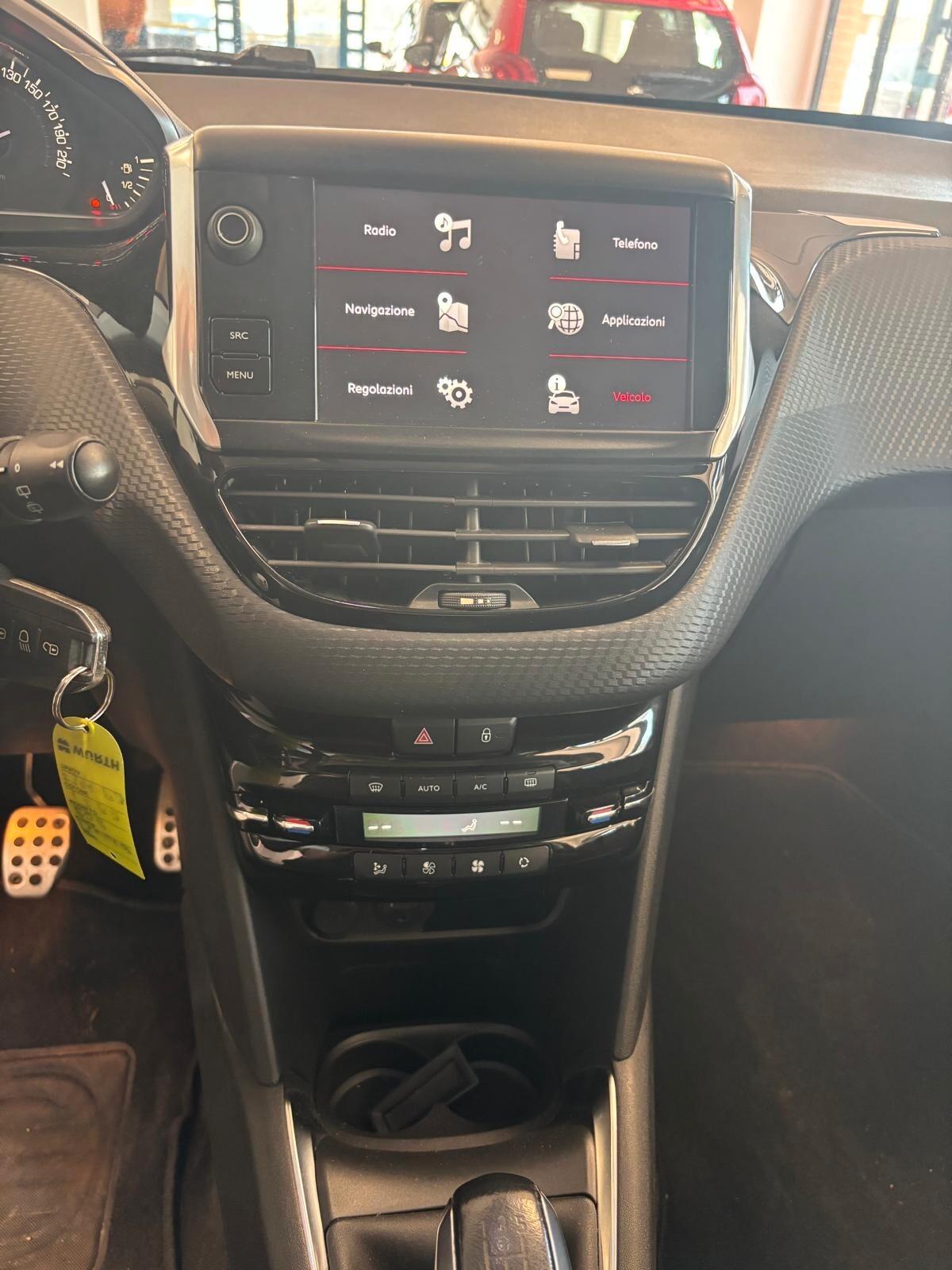 PEUGEOT 208 ANNO 2017 BZ 1.2 GT LINE ADATTA NEOPATENTATI KM 134 MILA