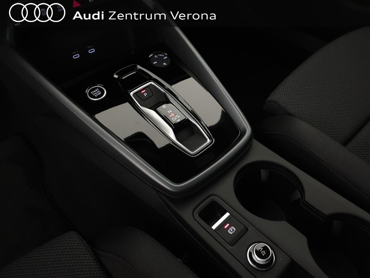 Sportback 2.0TDI 150CV S tronic Business Advanced