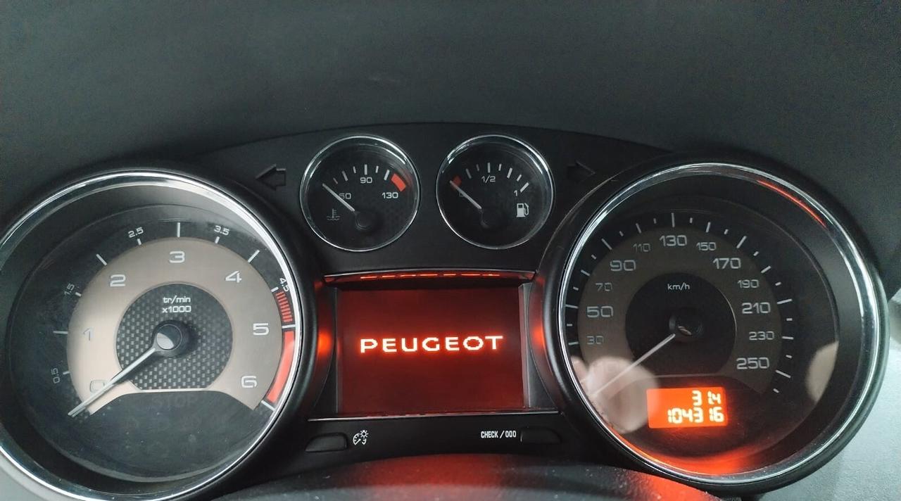 Peugeot RCZ 2.0 HDi 163CV