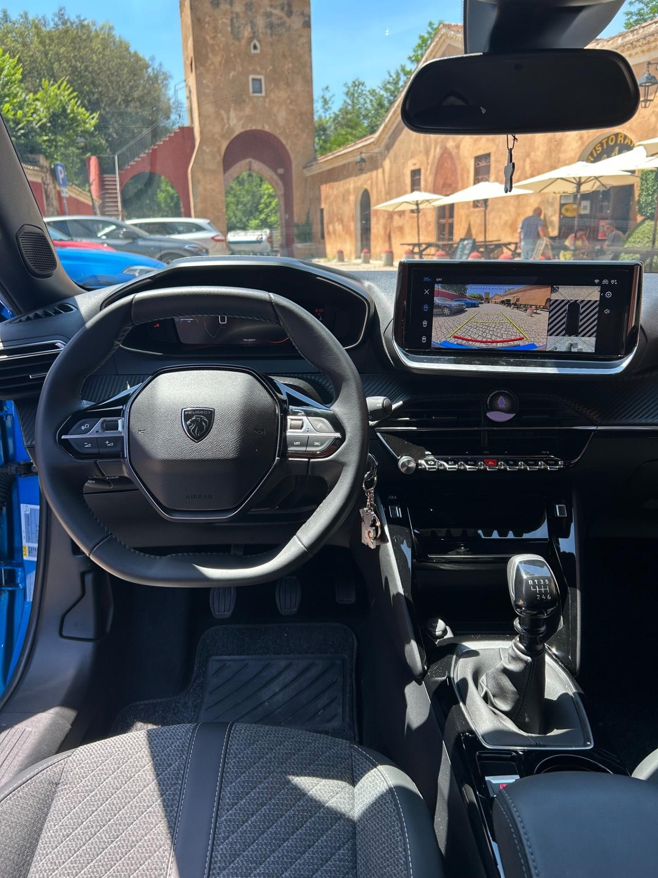 Peugeot 2008 PureTech 100 S&S Allure