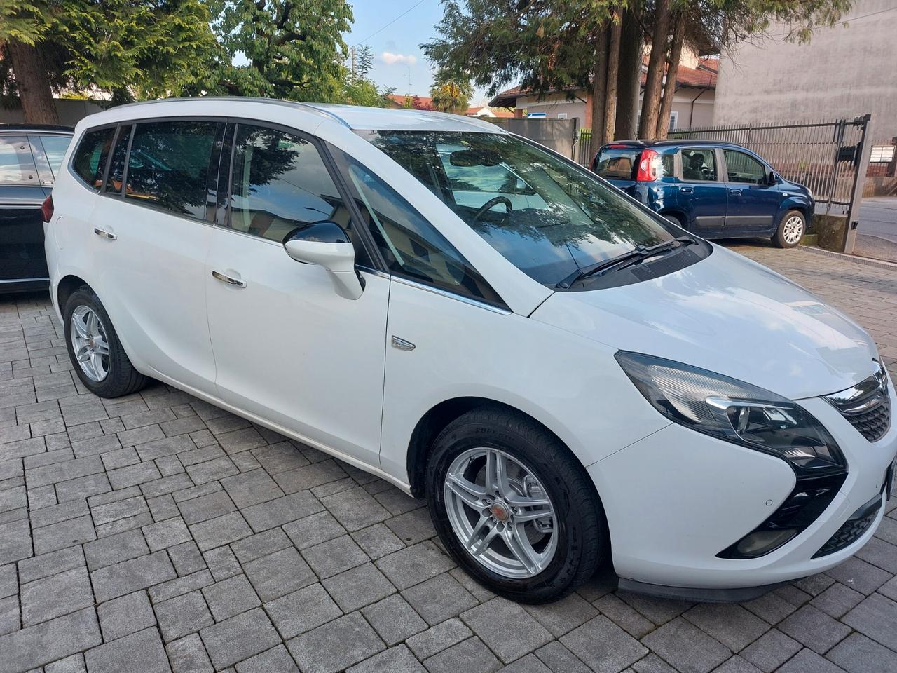 Opel Zafira Tourer 2.0 CDTi 130CV Cosmo TAGLIANDATA