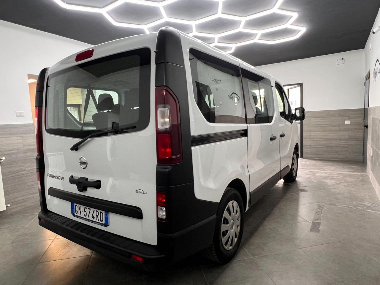 Nissan Primastar 2.0 dCi 110CV PC-TN Bus