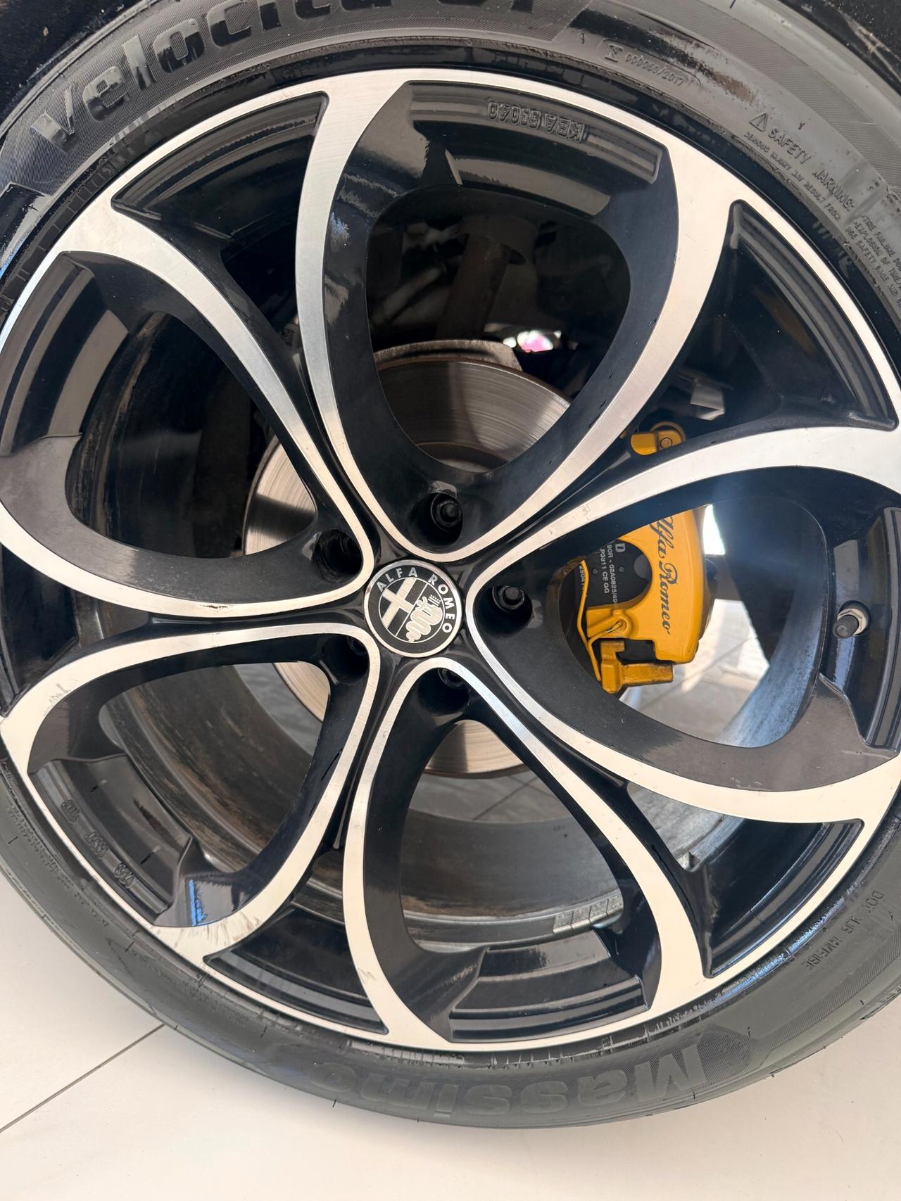 Alfa Romeo Stelvio 2.2 t Super Q4 210cv auto TETTO APRIBILE,TELECAMERA,SEDILI RISCALDABILI,NAVI,ANDROID AUTO,BLOCK SHAF