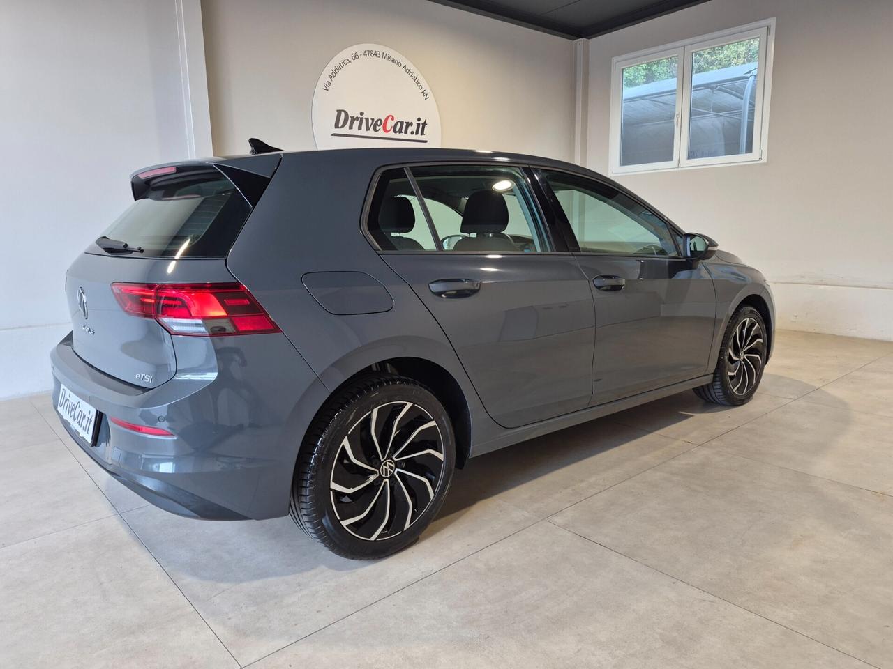 Volkswagen Golf 1.0 eTSI EVO LIFE DSG LED APPLE CAR PLAY/ANDROID AUTO C.17" WIRELESS ACC COCKPIT PRO KEYLESS LANE ASSIST AMBIENT LIGHT