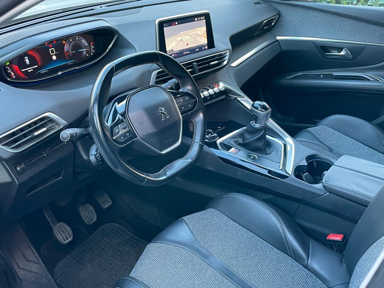 Peugeot 3008 BlueHDi 120 S&S Allure