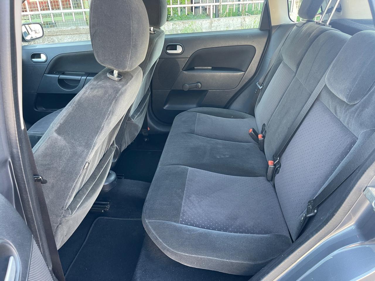 Ford Fiesta 1.2 16V 5p.Ghia euro4 neopatentati