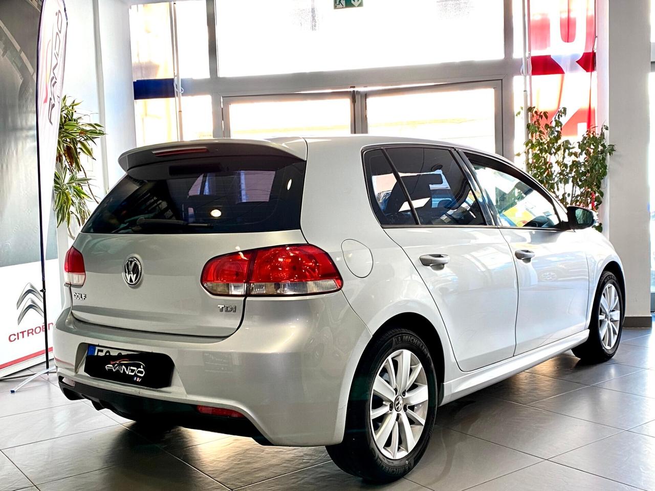 Volkswagen Golf 6 1.6 TDI 105CV 5P. Comfortline