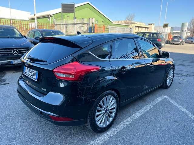 Ford Focus Focus 5p 1.0 ecoboost TETTUCCIO APRIBILE