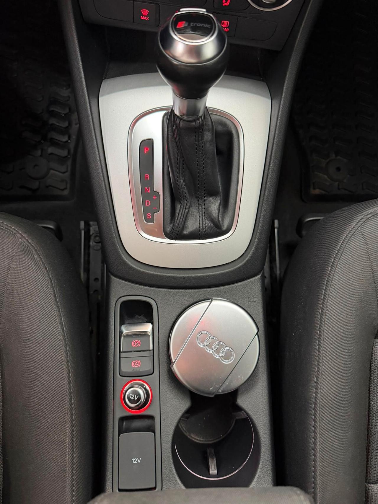 Audi Q3 2.0 TDI 120 CV S tronic Sport