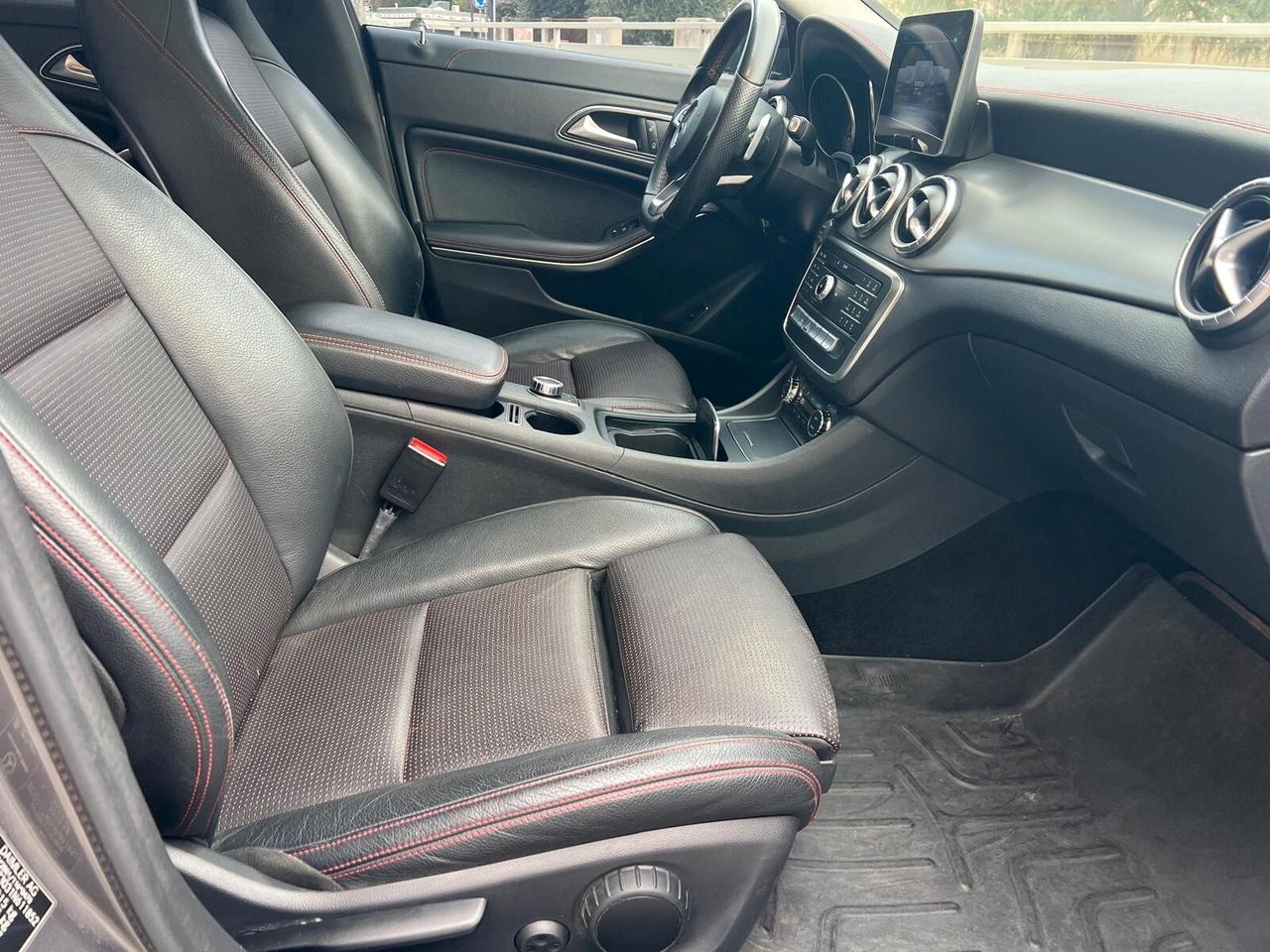 MB CLA 220 d AUT PREMIUM TETTO PANORAMICO