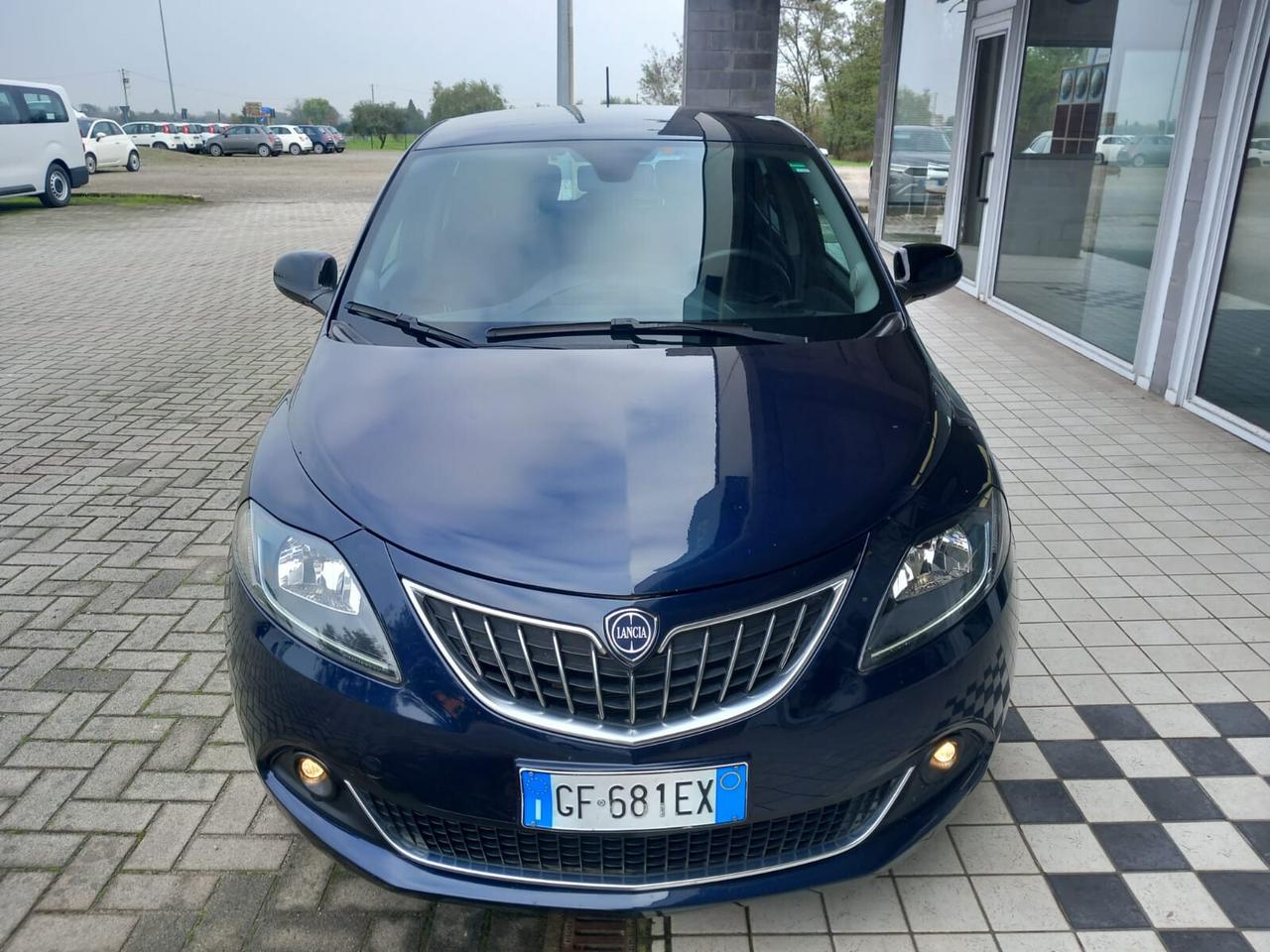 Lancia Ypsilon 1.0 FireFly 5 porte S&S Hybrid Ecochic Gold