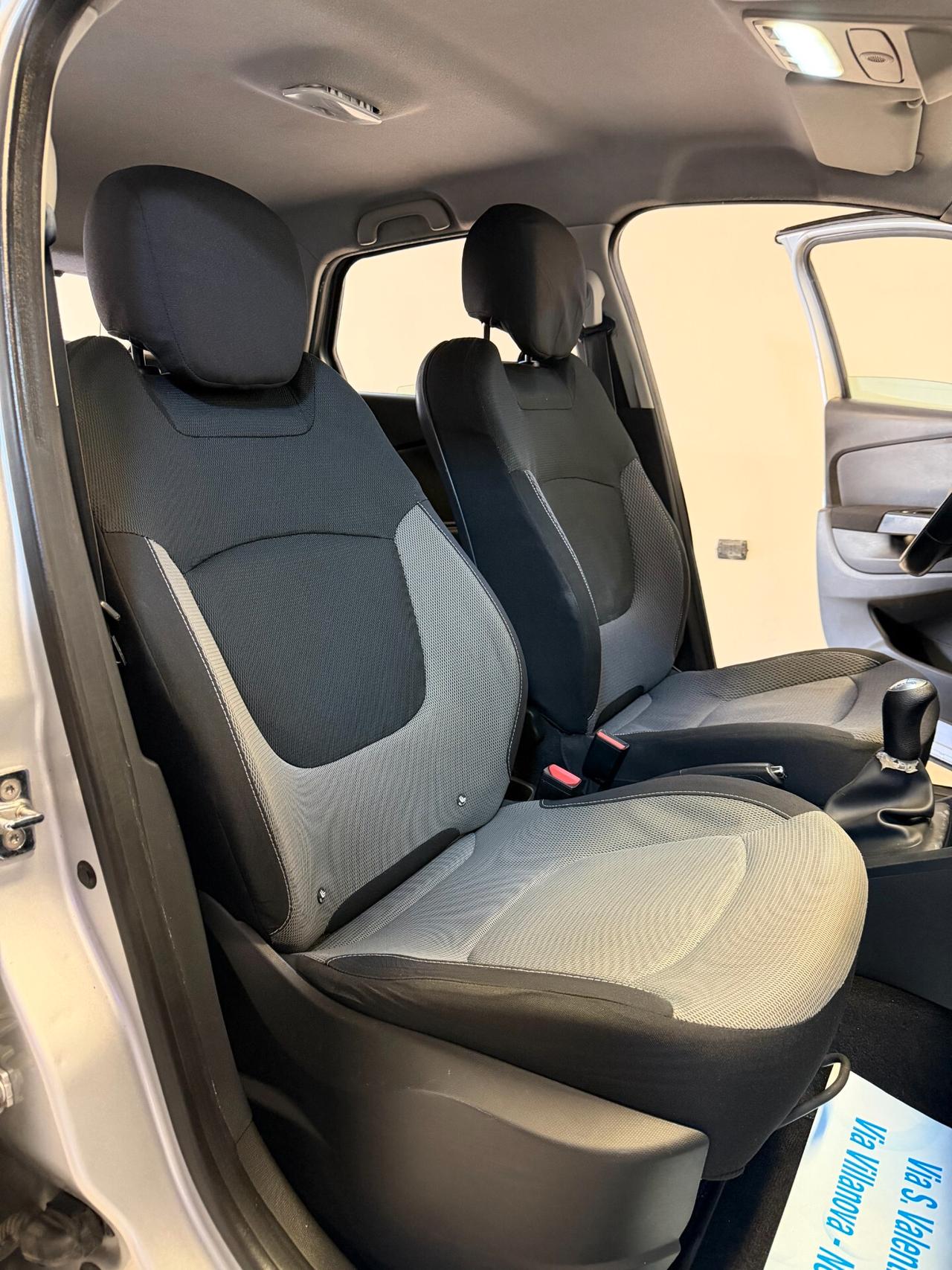 Renault Captur 1.5 90 CV FULL OP DISTRIB TAGLIAND NEOPATENTATI
