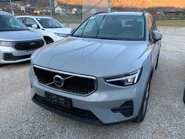 VOLVO XC40 T2 automatico Essential - VARI COLORI!