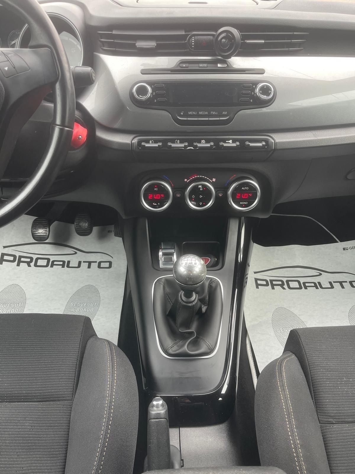 Alfa Romeo Giulietta 1.6 JTDm-2 105 CV Exclusive