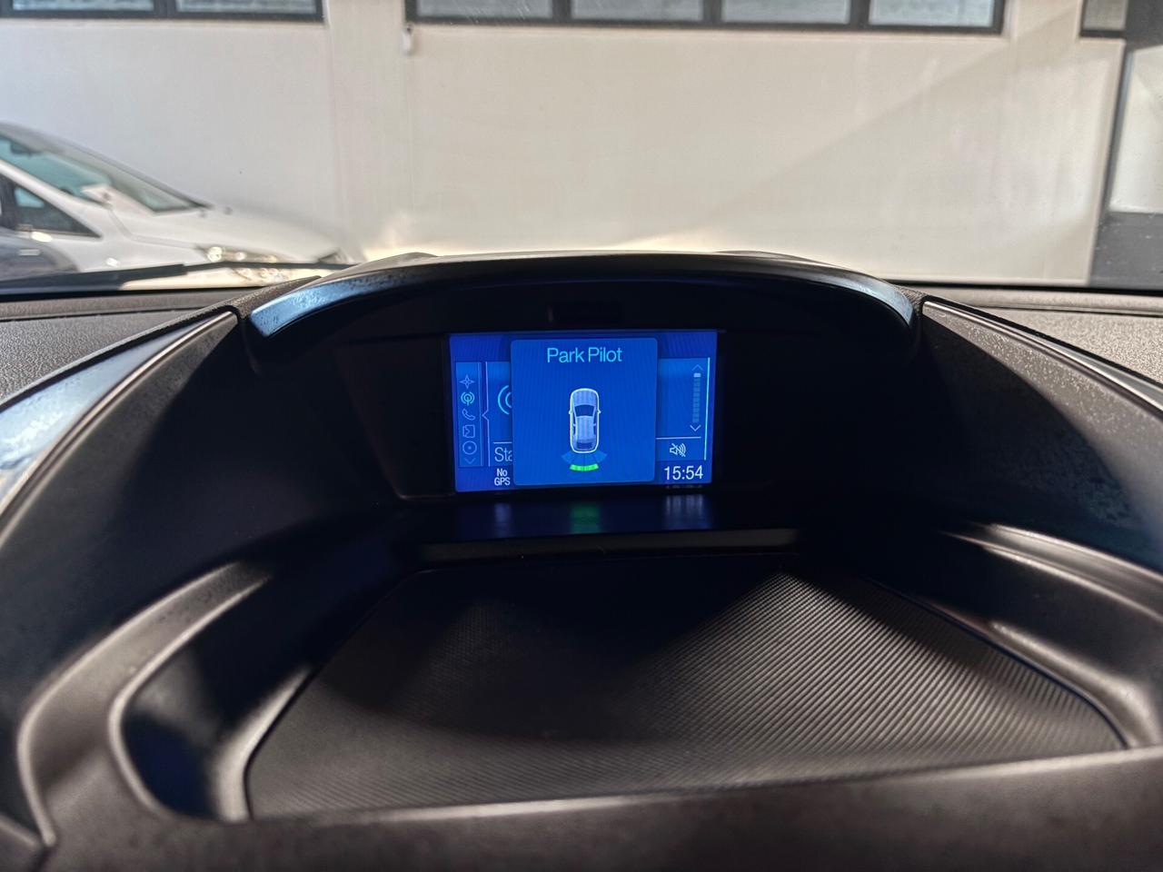 Ford Kuga 2.0 TDCI 4WD AUTOMATICA Titanium