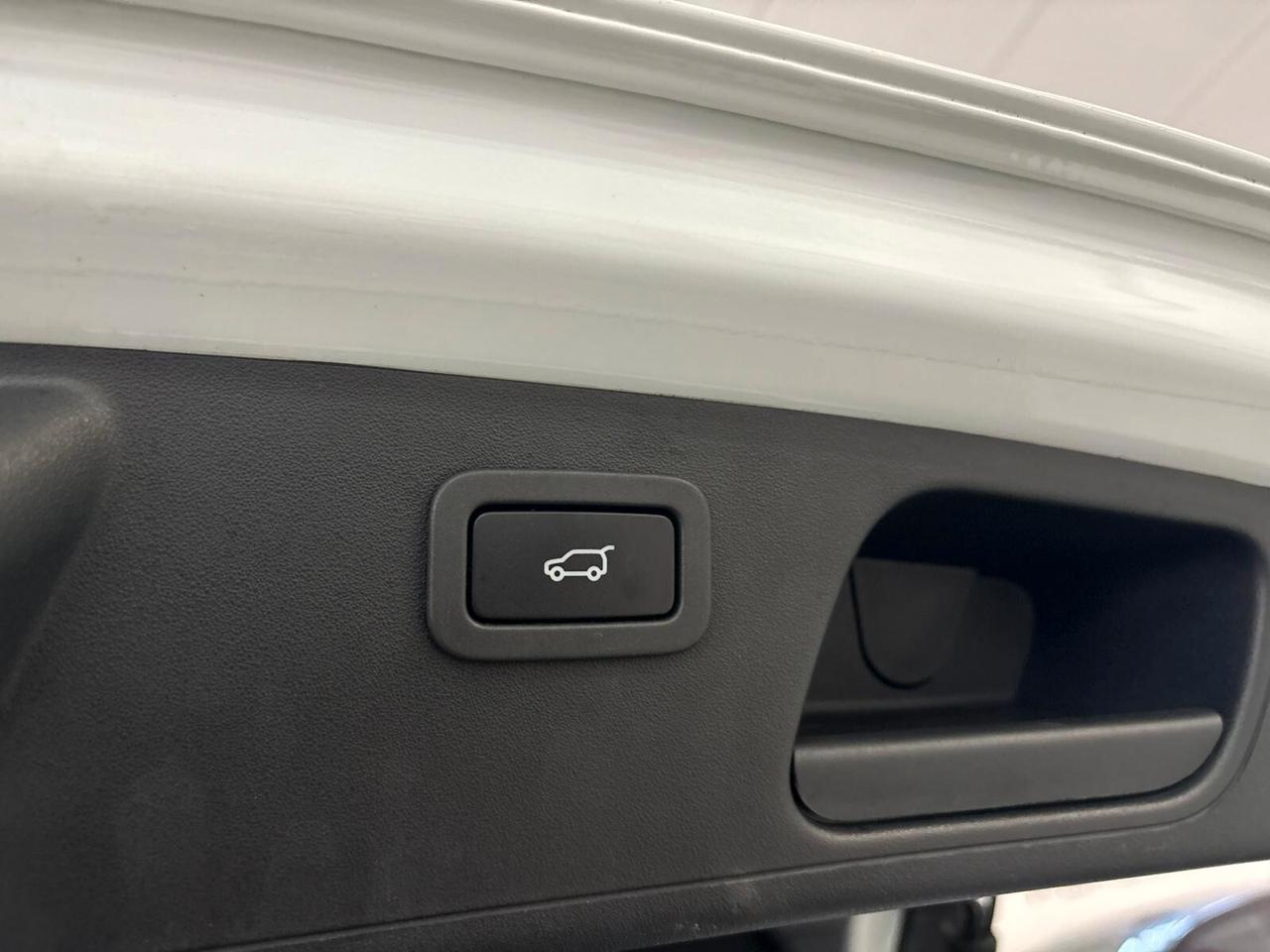 Jaguar E-Pace 2.0D 150 CV AWD aut. R-Dynamic S