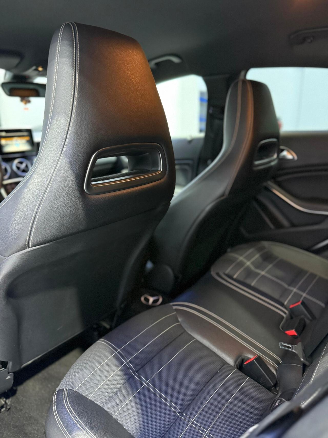 Mercedes-benz A 180 d Automatic Premium