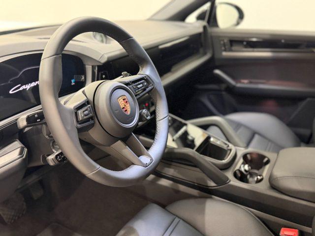 PORSCHE Cayenne 3.0 V6 E-Hybrid Black Edition