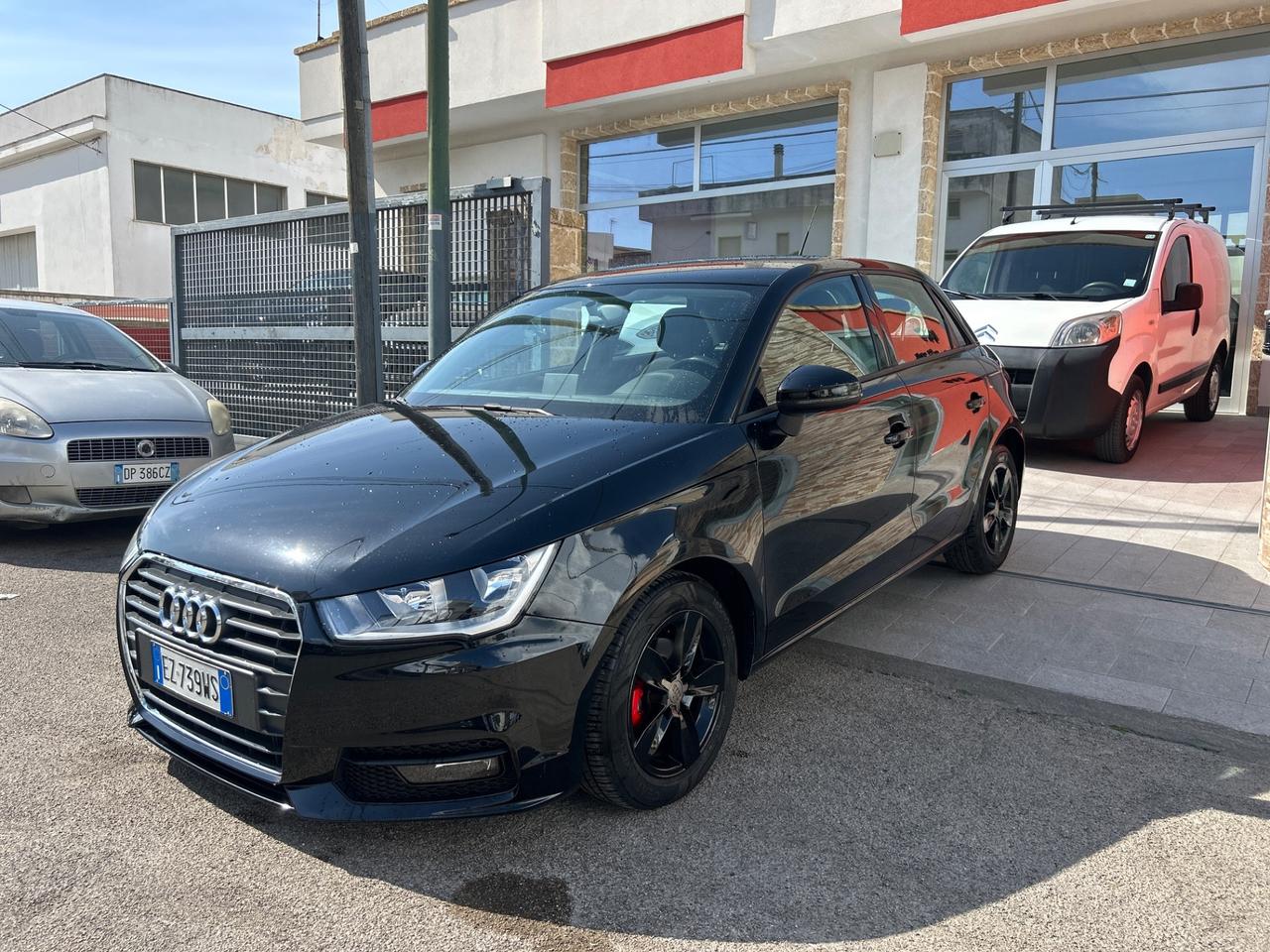 Audi A1 1.4 tdi 90cv S tronic-2015