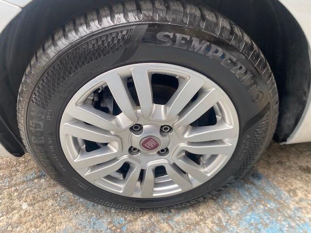 Fiat Punto 1.3 MJT II 75 CV 5 porte Lounge