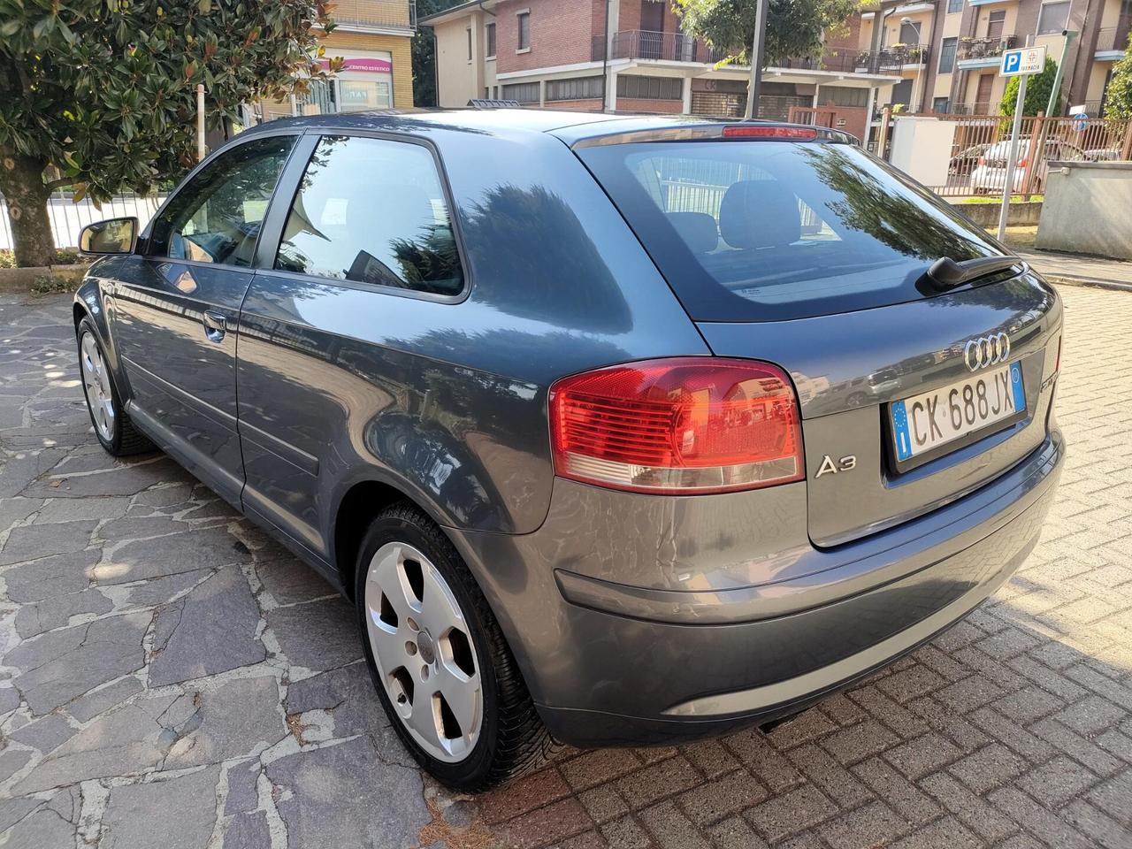Audi A3 2.0 TDI 3p Ambiente