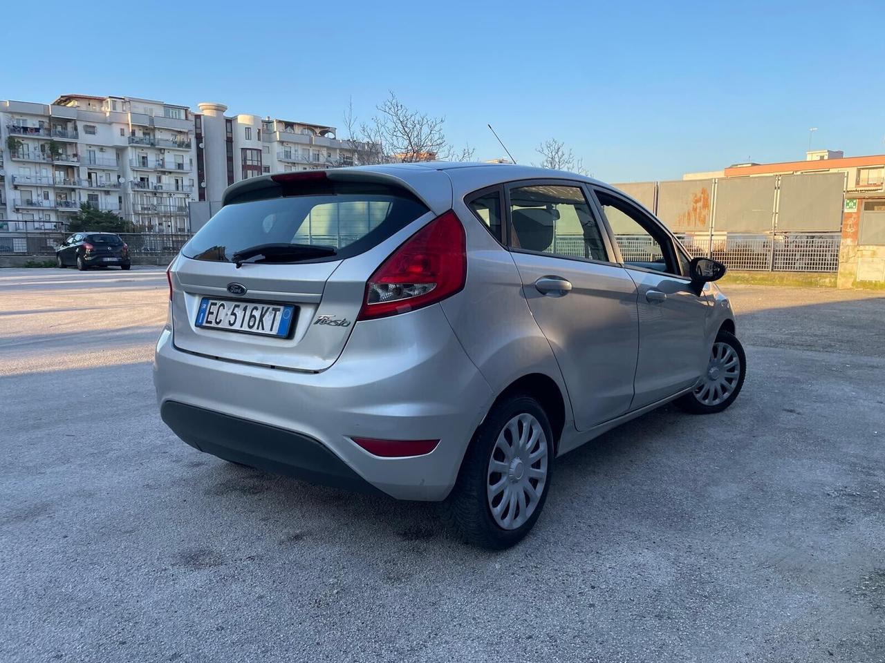 Ford Fiesta 1.2 82 CV 5 porte Titanium
