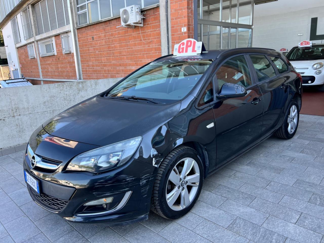 Opel Astra 1.4 Turbo 140CV 5 porte GPL Tech Elective