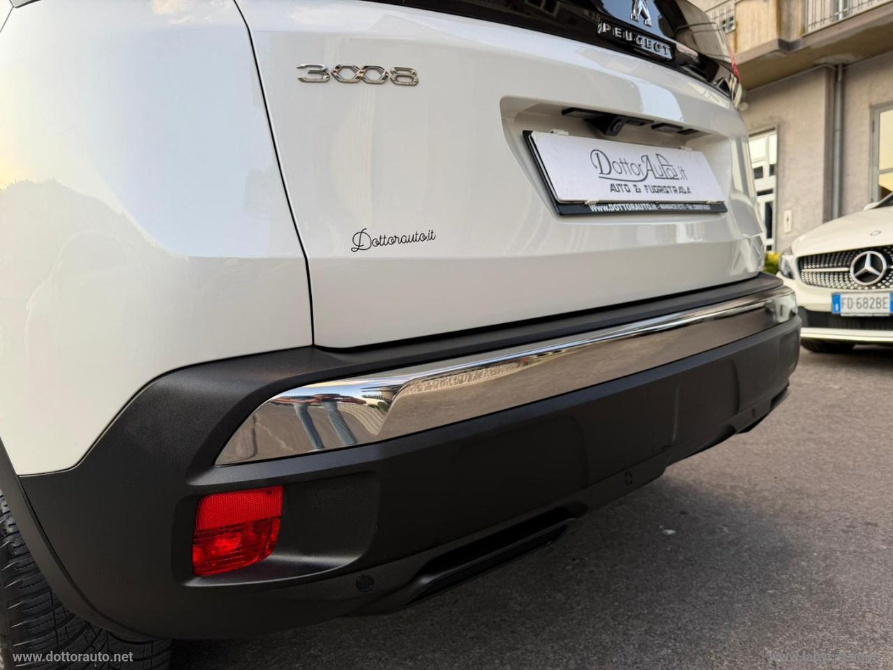 PEUGEOT 3008 BlueHDi 130 S&S Allure Pack