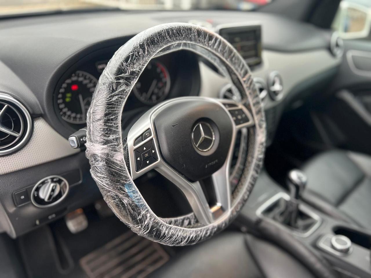 Mercedes-benz B 180 d Premium