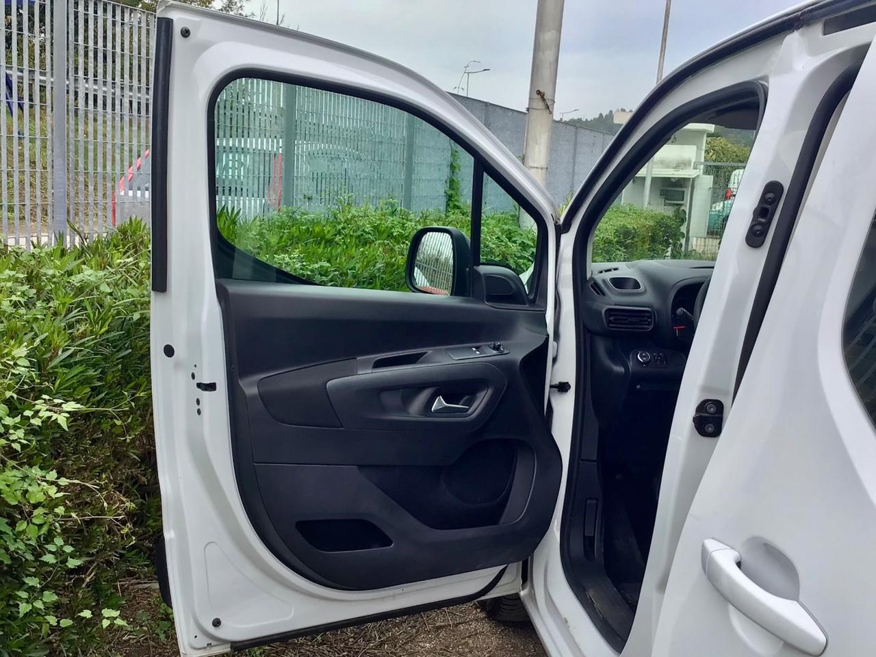 Opel Combo Autocarro 5 posti N1 1.5 diesel 100cv Life