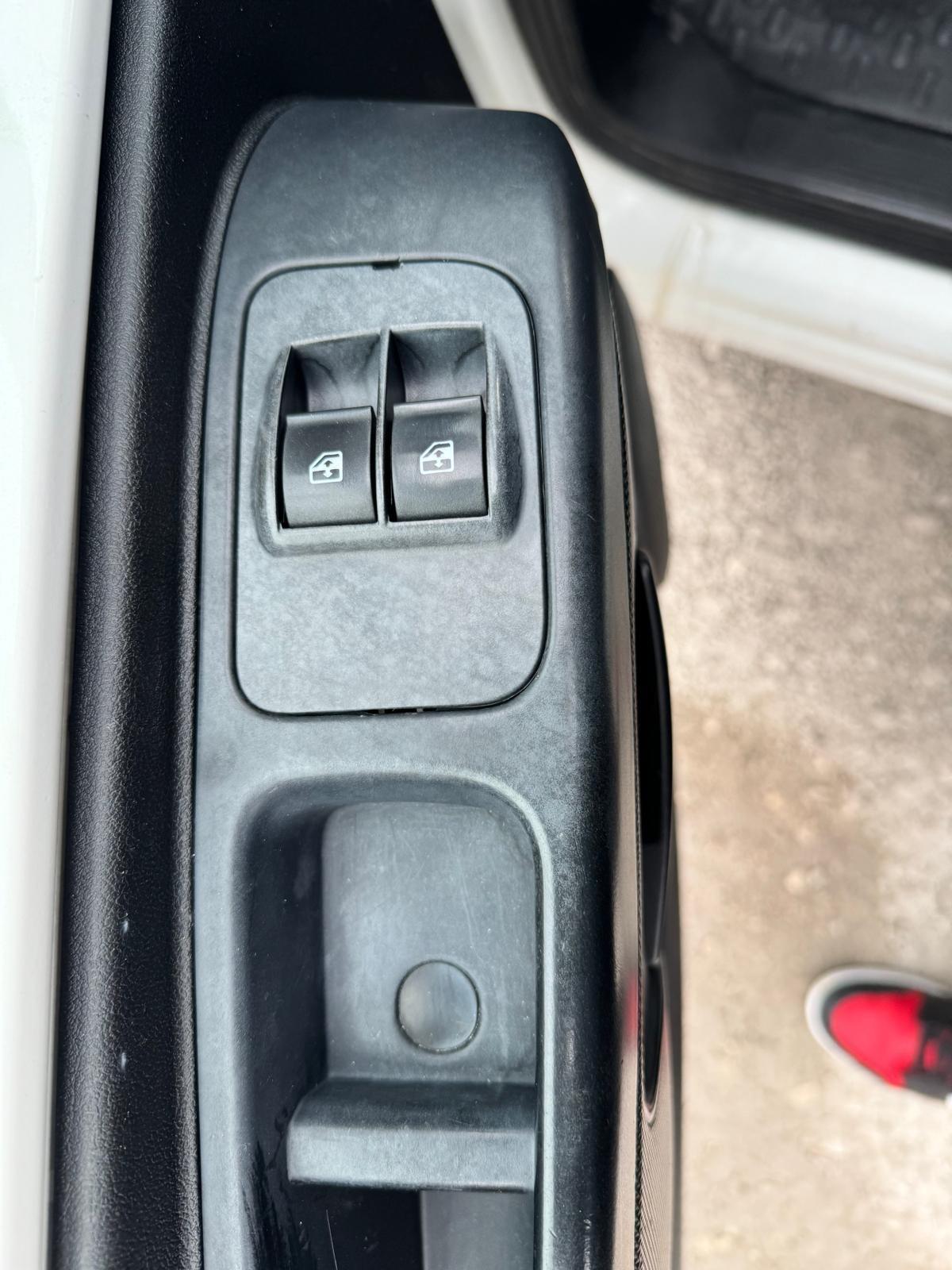 Fiat Fiorino 1.3 MJT 95CV Cargo SX